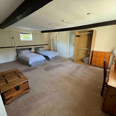 The Old Hay Barn - Games Room, Gym, Sleeps 8 Godmanchester エクステリア 写真