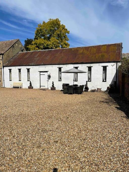 The Old Hay Barn - Games Room, Gym, Sleeps 8 Godmanchester エクステリア 写真