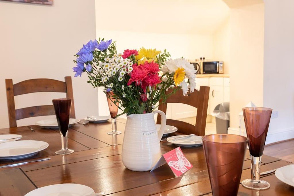 The Old Hay Barn - Games Room, Gym, Sleeps 8 Godmanchester エクステリア 写真