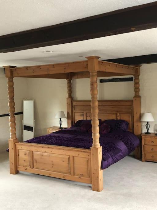 The Old Hay Barn - Games Room, Gym, Sleeps 8 Godmanchester エクステリア 写真